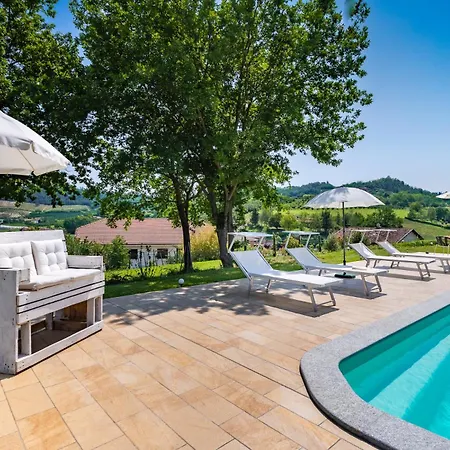 Tid House Bed & Breakfast Motta (Asti)